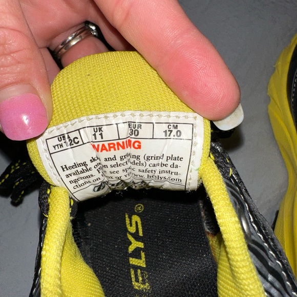 Heelys Swift Style 7973 Black Yellow Silver size youth 12 C Boys - Picture 4 of 4